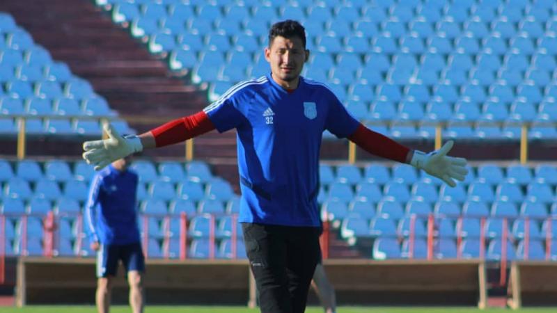 Казахский тренер в Китае: за границей развивают инфраструктуру, а мы до сих пор играем на синтетике