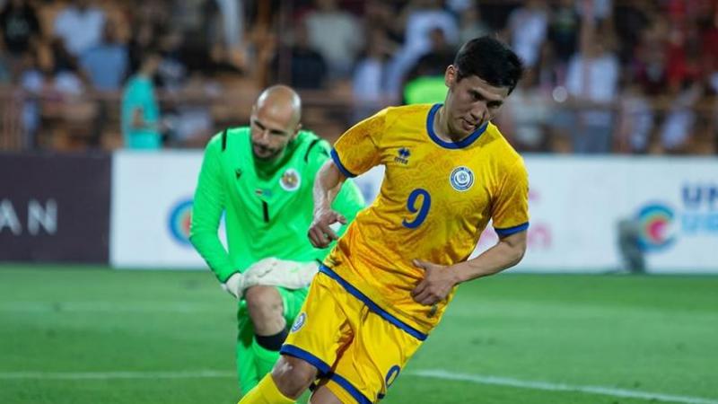 Исламхан – ұлттық құрамада ерте жастан капитан болғаны жайлы: көбіне үлкендер сөйлейтін