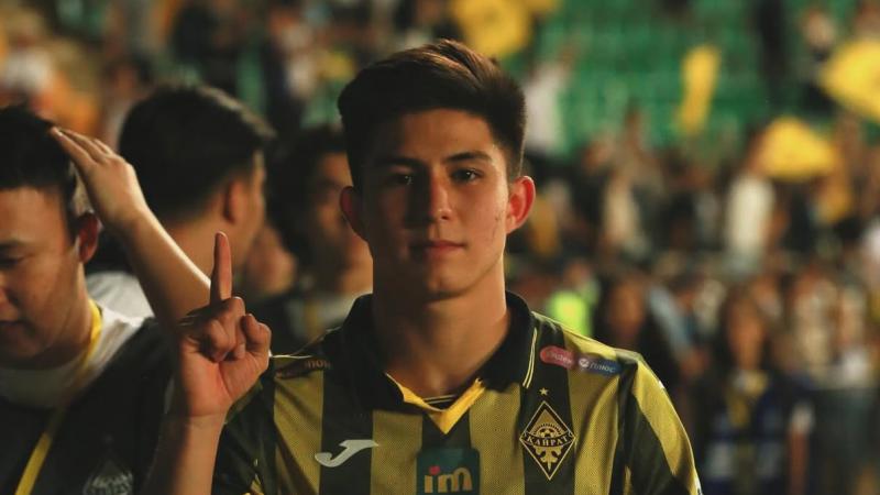 Тесак – Сәтпаев туралы: еңбек етіп, қарапайымдылығын сақтап қалуы керек