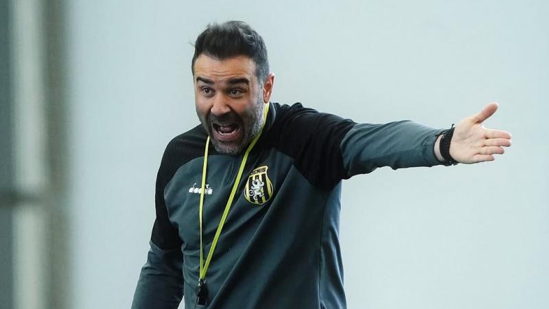 Экс-тренер «Жениса» Акис Вавалис может вернуться в КПЛ