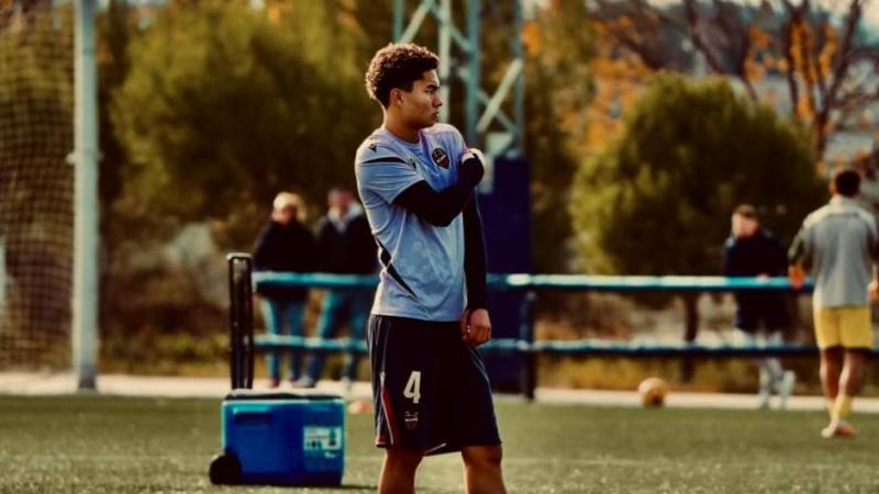 Қазақстандық қорғаушы «Левантенің» жеңіске жетуіне көмектесті