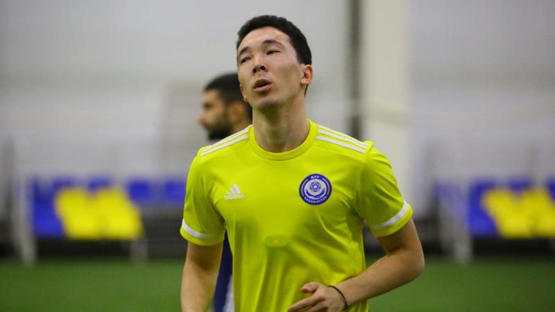 Известный казахстанский футболист едет в первую лигу: он вызывался в сборную