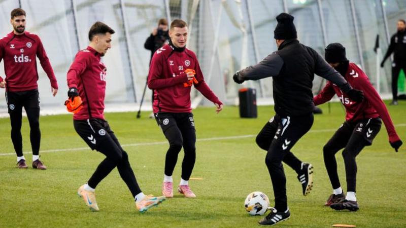 The Scottish Sun инсайдері – «Хартстың» чемпион атану мүмкіндігі туралы: олар әзірге үздік