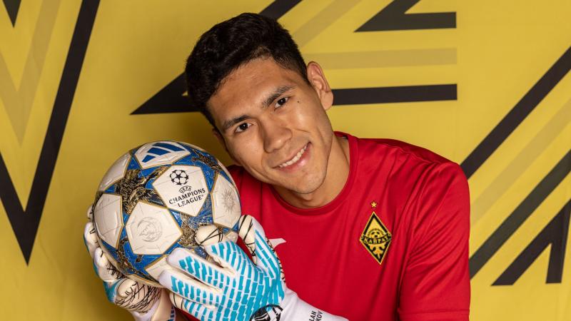 Экс-легионер КПЛ – об отъезде Анарбекова в Европу: нужно идти туда, где он будет первым номером