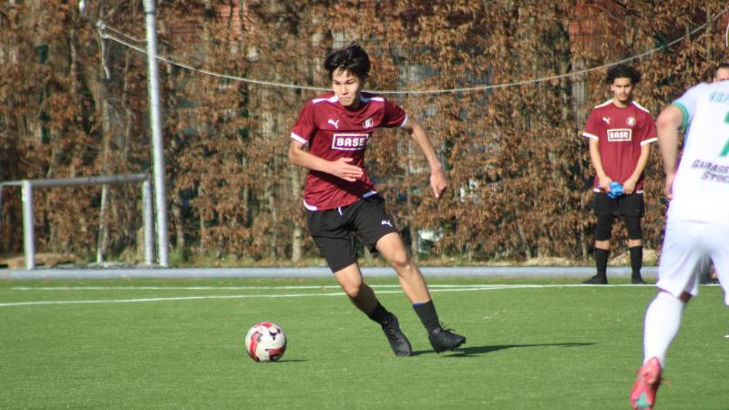 Қазақстандық ойыншы Компанидің клубынан бір-ақ шықты: енді Бельгияда гол соғып жүр