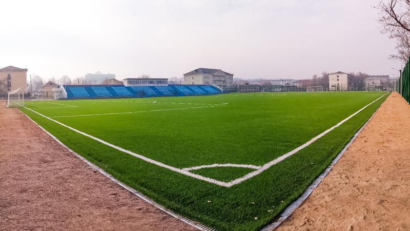 В Таразе заменят искусственное поле на стадионе «Жастар» и отремонтируют базу