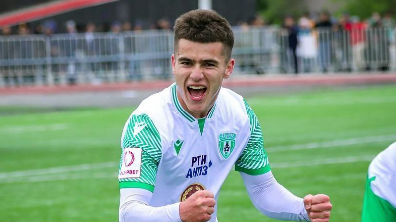 Таджикский нападающий может вернуться в КПЛ