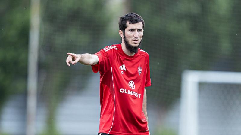 Умаев — о конфликте с Глейзером: он был готов публично извиниться