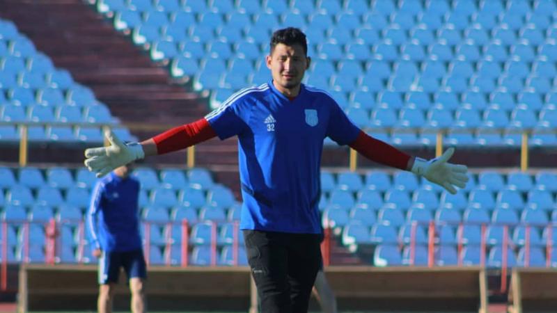 Қытайдағы қазақ бапкер: шет елдер инфрақұрылымды дамытты, ал біз әлі де жасанды төсеніште ойнаймыз