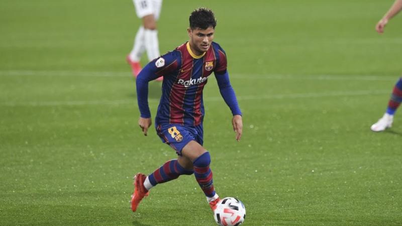 Эксперт – «Барселона» ойыншысының Қазақстанға келуі туралы: жасанды алаң оның түбіне жетеді