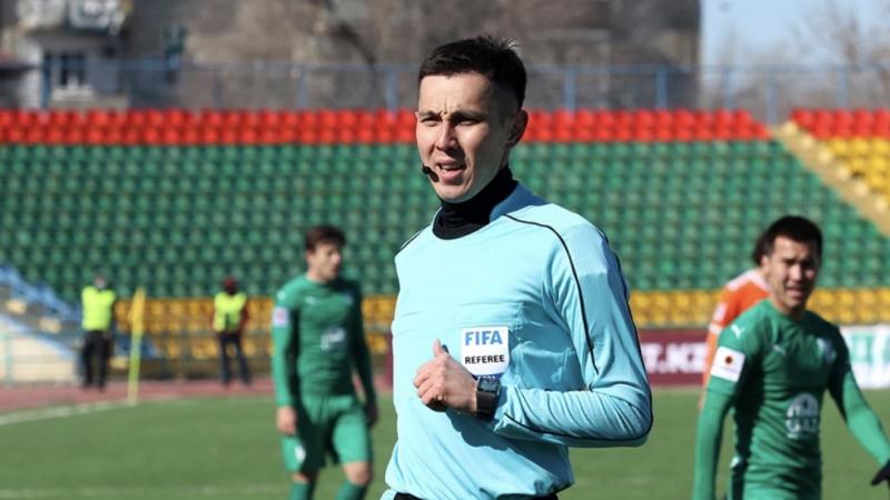 Люди вроде Исмуратова убивают футбол: герой скандала высказался о судье
