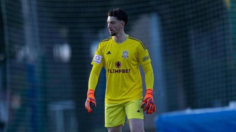 Румыния құрамасының экс-қақпашысы Қазақстанға оралу үшін 10 миллион теңге жалақы сұраған