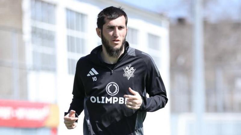 Умаев «Ақтөбеден» кетуі мүмкін: оған бес елден қызығушылық бар