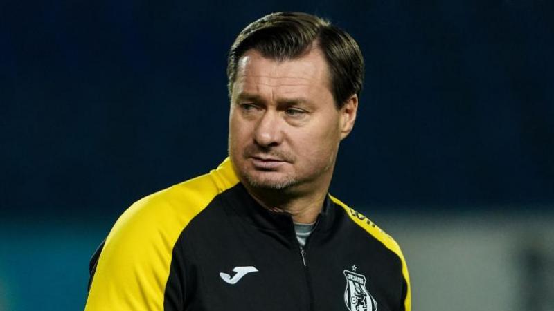 «Жеңістің» экс-бапкері – клубтан кетуі жайлы: Давид Лориямен кездестім