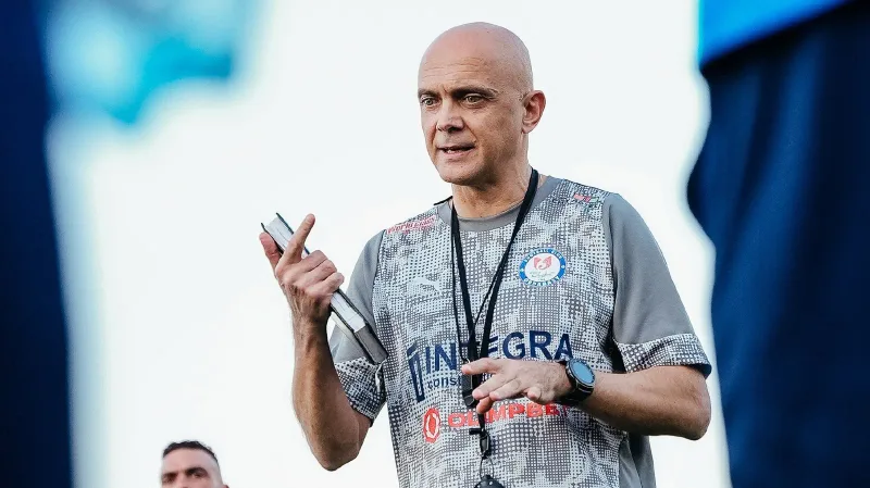 Андрей Мартин оценил шансы «Ордабасы» в борьбе за чемпионство после разгрома «Жетысу»