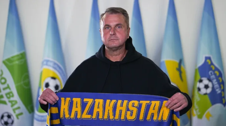 «Ақтөбе» бас бапкері қарсыластарының бір-біріне ойынды беріп қоятынын айтты